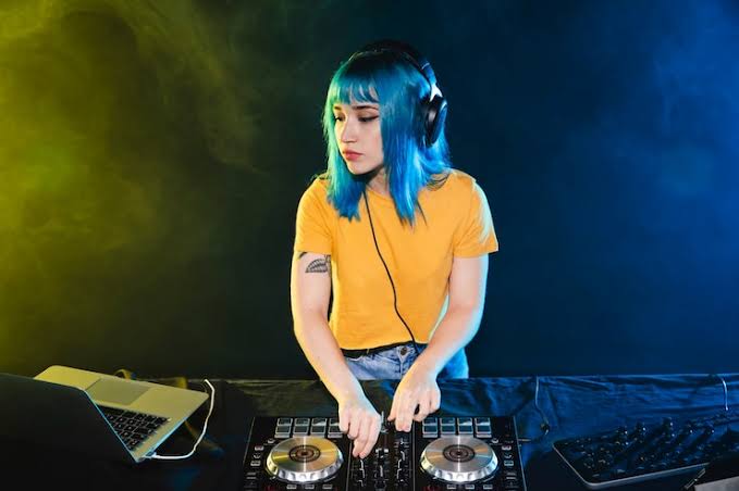 Professional DJ